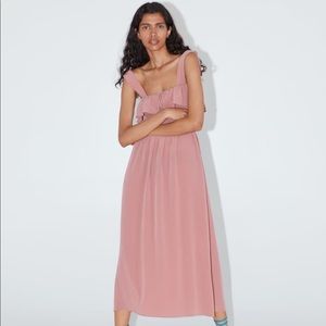 Zara dress with elastic waistband in faded pink.